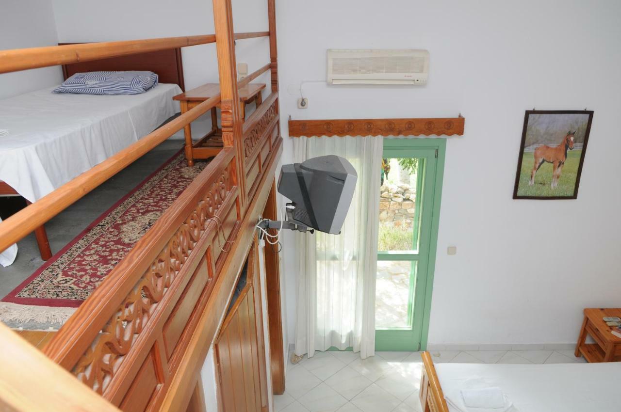 Pegasus Studios & Apartments Skyros Exterior photo
